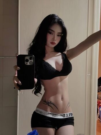 Full leaked Sizashii private photo