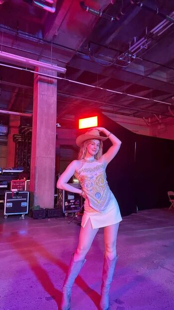 Full leaked Sjokz page private photo