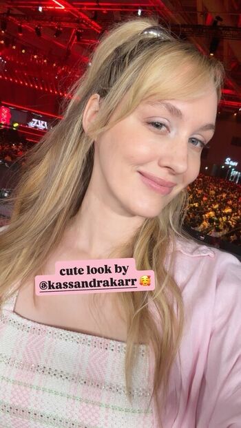 Full leaked Sjokz page private photo
