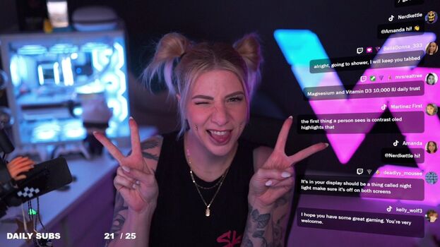 Full leaked Skavstheworld private photo