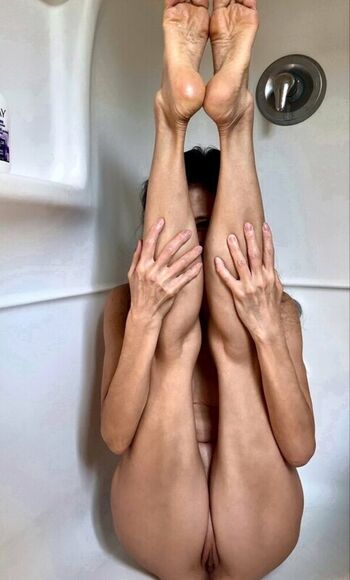 SKINHAND