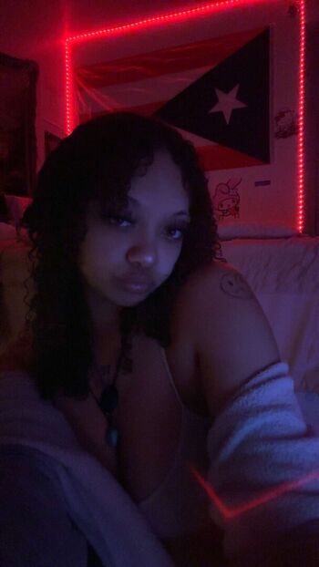 Full leaked Skylarrenaye private photo