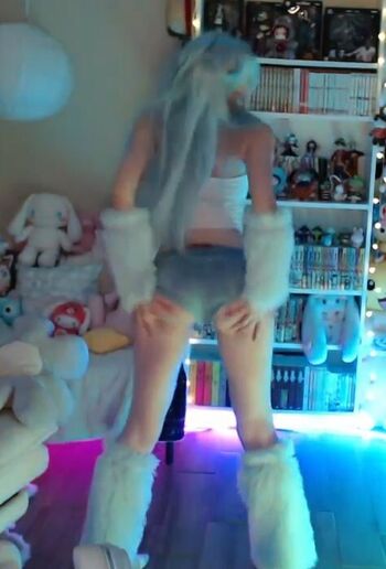 Full leaked Skymi chan private photo