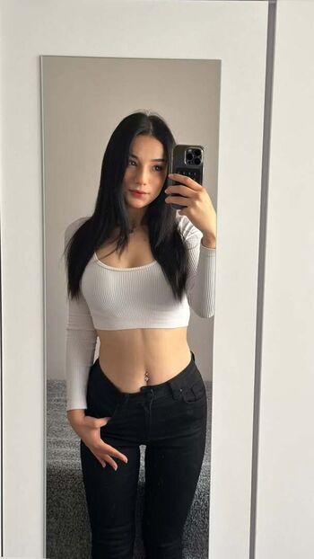 Full leaked Slayingrozze private photo