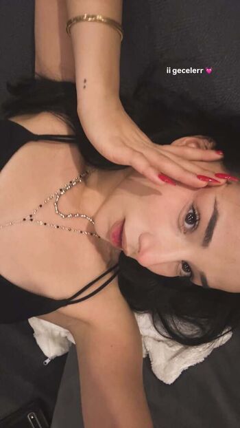 Full leaked Slayingrozze private photo