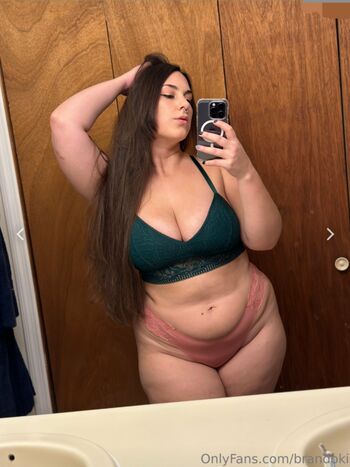 Full leaked Slaywithbrandy private photo