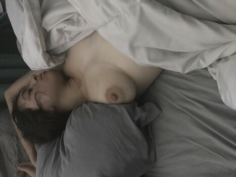 Full leaked Sleeping wife private photo