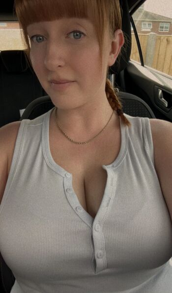 Full leaked Sluttyredxx private photo