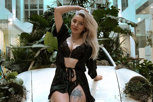 Full leaked Smallybelle page private photo