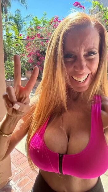 Full leaked Smiling netti private photo