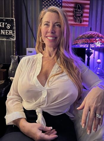 Full leaked Smiling netti private photo