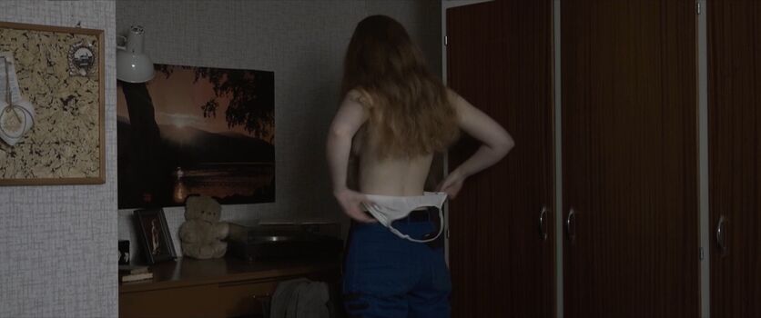 Full leaked Sndergaard private photo