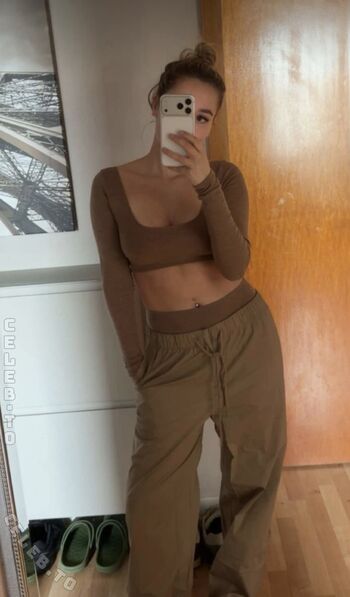 Full leaked Snipsska private photo