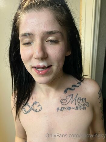 Full leaked Snowingky private photo