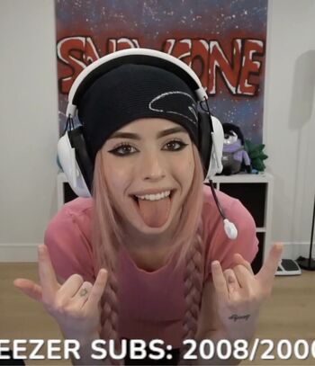 Full leaked Snowwcone private photo