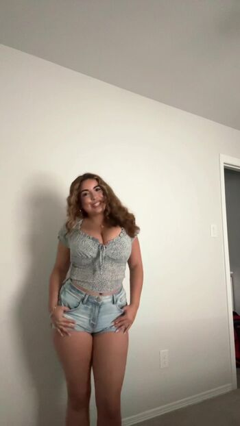 Full leaked Raine reacts/ private photo