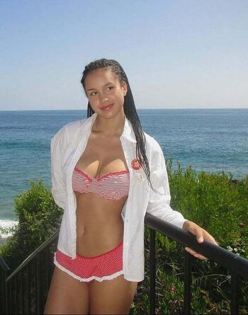 Full leaked Sofia wylie private photo