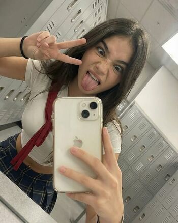 Full leaked Sofiahearts private onlyfans photo