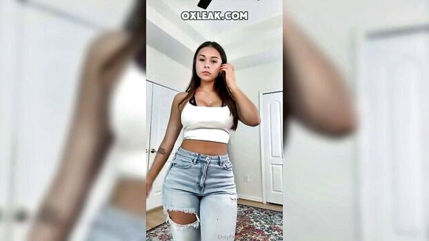 Full leaked Sofiasaxobeat private photo