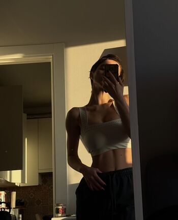 Full leaked Solomia maievska page private onlyfans photo