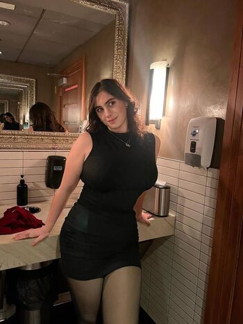 Full leaked Somenes daughter private photo