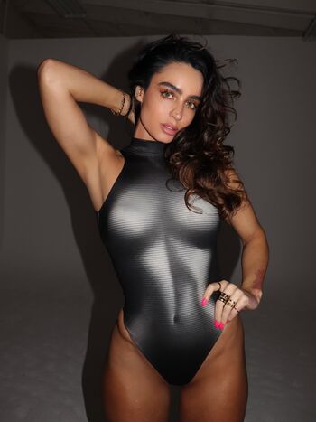 Sommer Ray