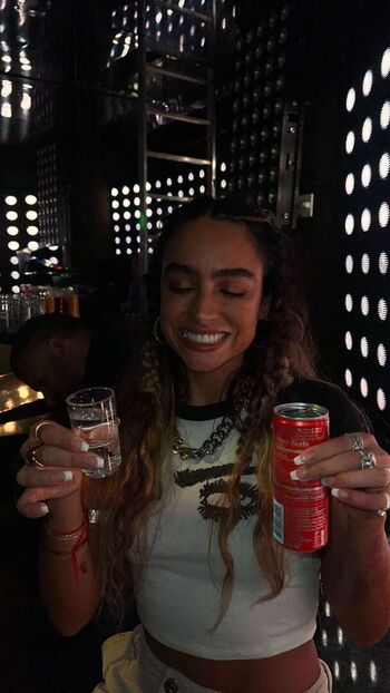 Full leaked Sommer ray page private photo