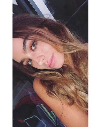 Full leaked Sommer ray private photo