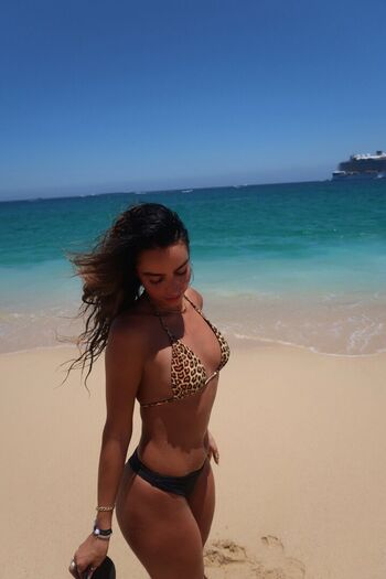 Full leaked Sommer ray page private photo