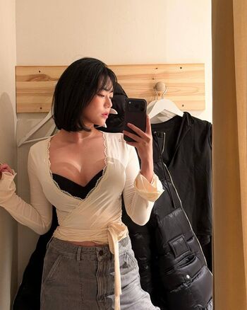 Full leaked Son j jinheeson private photo