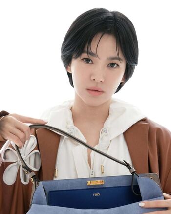 Full leaked Song hye kyo private photo