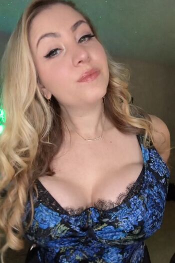 Full leaked Sonya maya private onlyfans photo