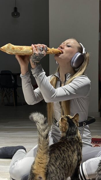 Full leaked Sonya star page private photo