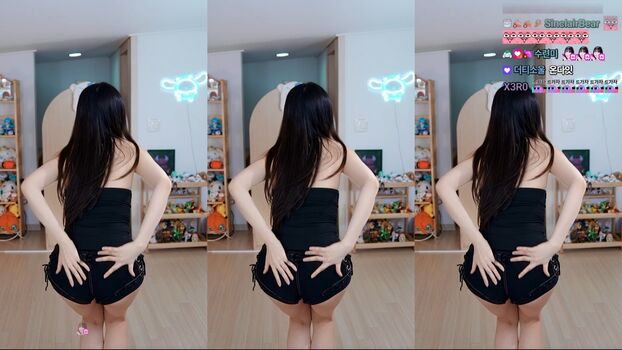 Full leaked Sooflower page private photo