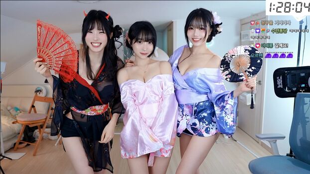 Full leaked Sooflower page private photo