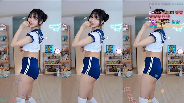 Full leaked Sooflower page private photo