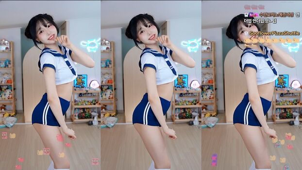 Full leaked Sooflower page private photo