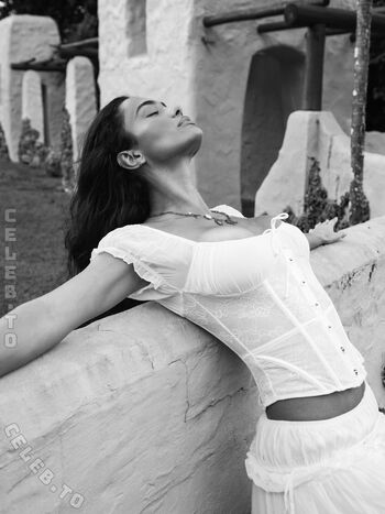 Full leaked Sophia chugranis private photo