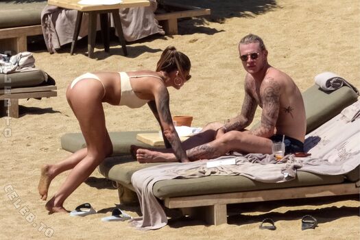 Full leaked Sophia thomalla page private photo
