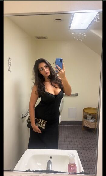 Full leaked Sophia vanderbilt private photo