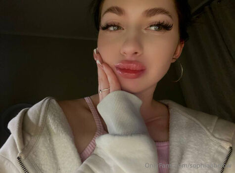 Full leaked Sophiaabelow private photo