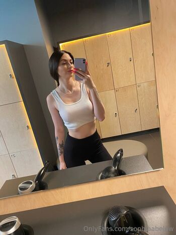 Full leaked Sophiaabelow private photo