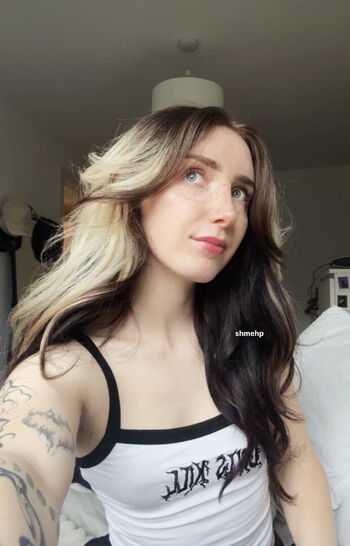 Full leaked Sophie burrell private photo