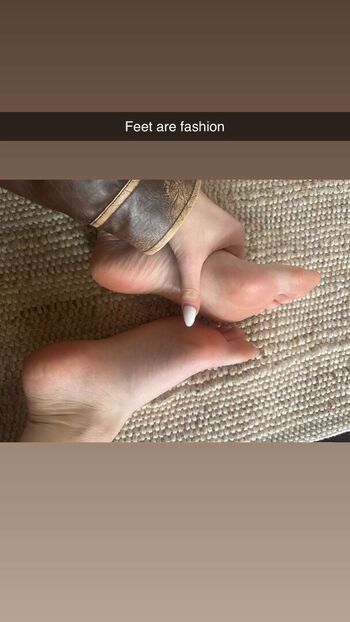 Full leaked Sophie powers private photo