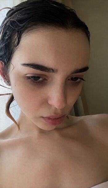 Full leaked Sophie powers private photo