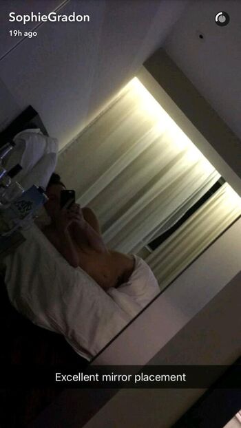 Full leaked Sophie x private photo
