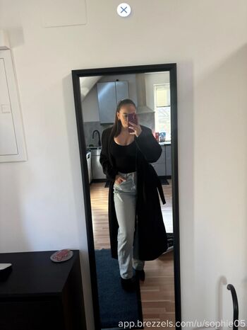 Full leaked Sophie private photo
