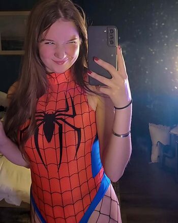 Spider-girl into the Thot-Verse!