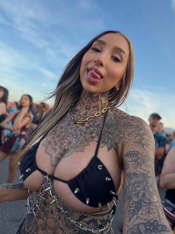 Full leaked Split tongue bri private photo