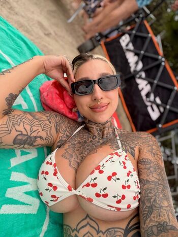 Full leaked Split tongue bri private photo